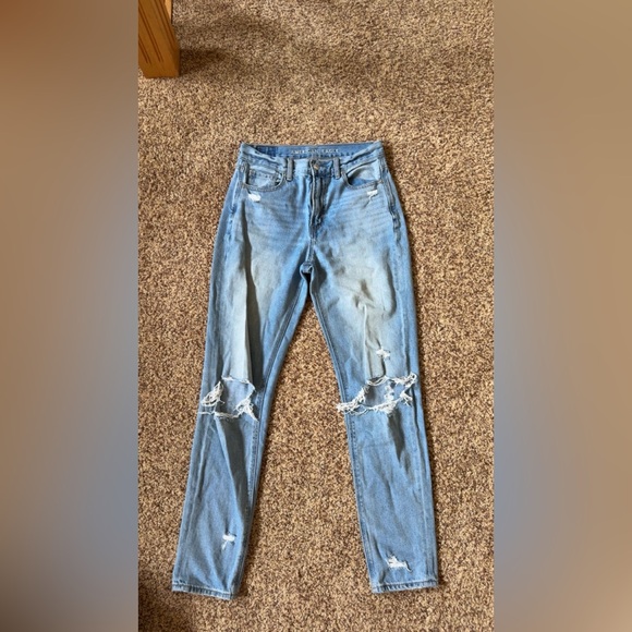 American Eagle Outfitters Denim - American Eagle Outfitters Blue Mom Jeans with Distressed Knees size 2 long